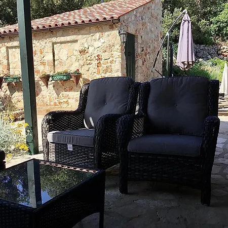 Pharia With Pool, Jacuzzi, Sauna 스타리 그라드